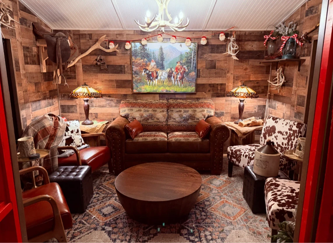 North Pole Cabin: Mountain Man Lodge